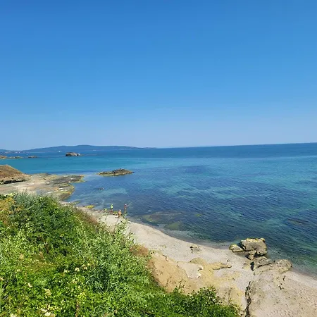 Rs 43 на плажа с вълшебна гледка към морето, напълно оборудвана кухня и безплатен паркинг, със самостоятелен басейн, балкон и асансьор самостоятелен душ и тоалетна местоположение アパート